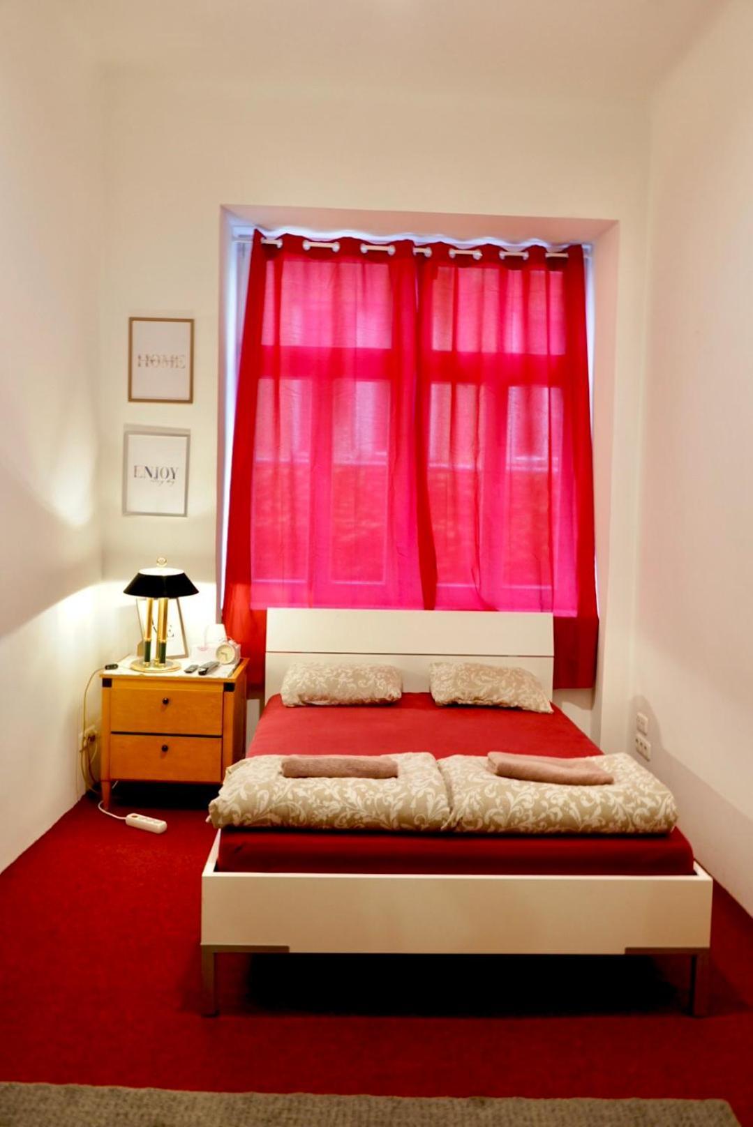 Volkstheater Apartment. Vienna Esterno foto