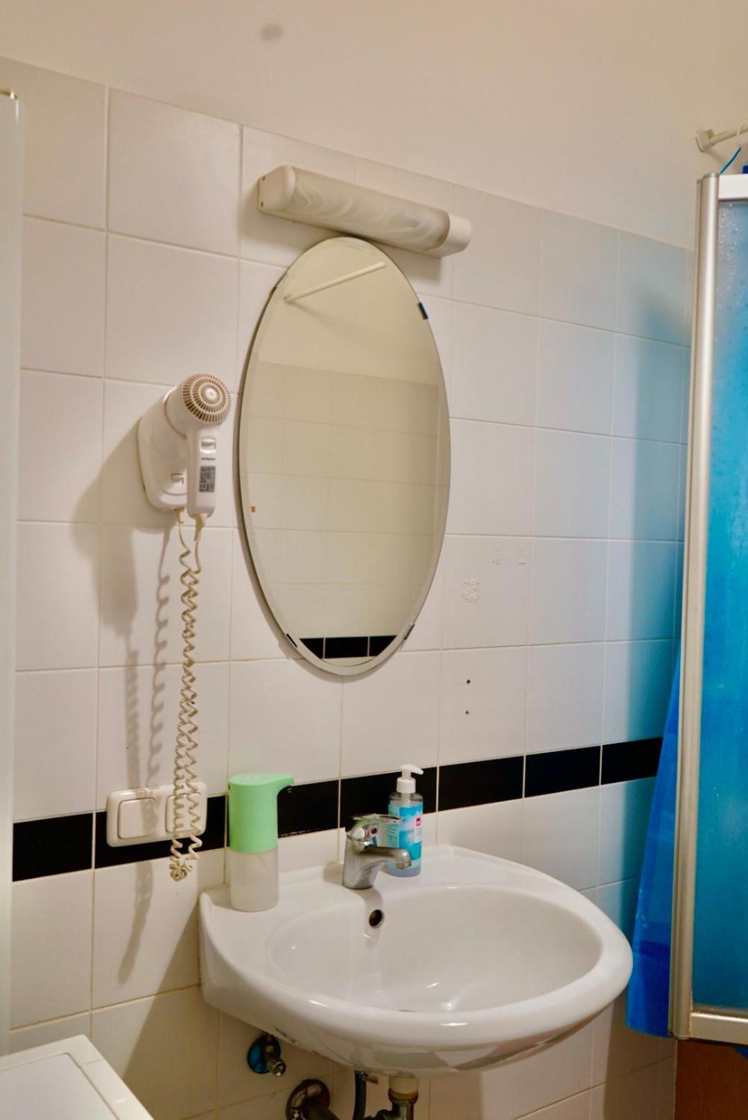 Volkstheater Apartment. Vienna Esterno foto
